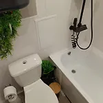 شقة Kosmonaudi نارفا